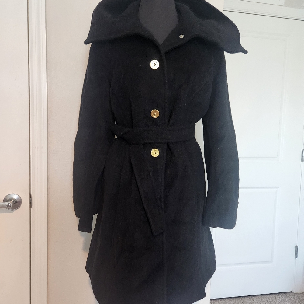 Coach Black Trench Coat with Gold Buttons - Picture 2 of 11